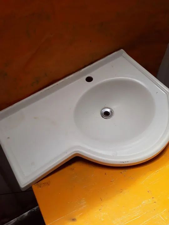 Pia branco de resina para banheiro! - Foto 4
