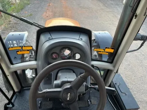 Trator Valtra Usado