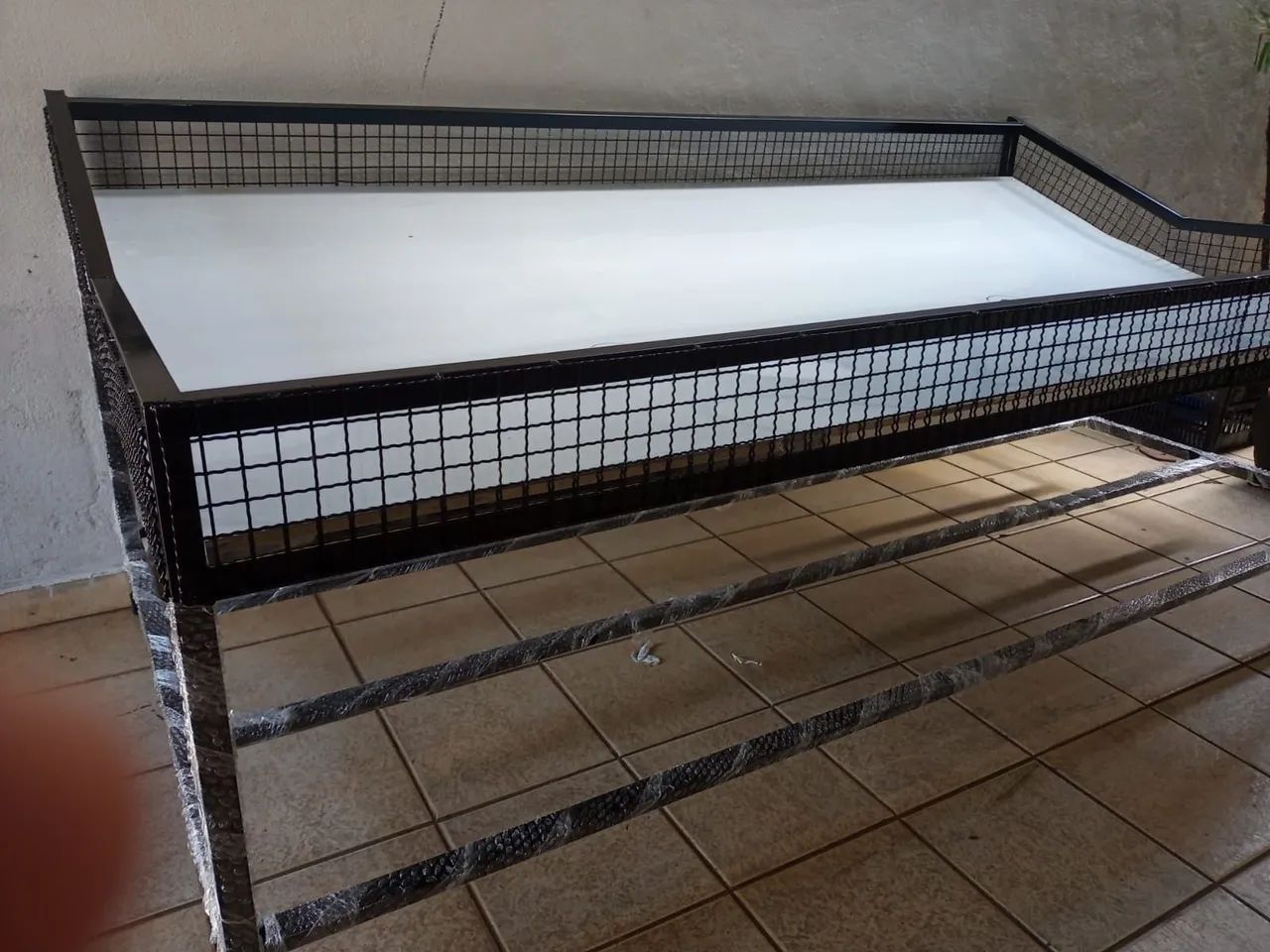 Estrutura Metálica para Exposição de Produtos - Foto 2