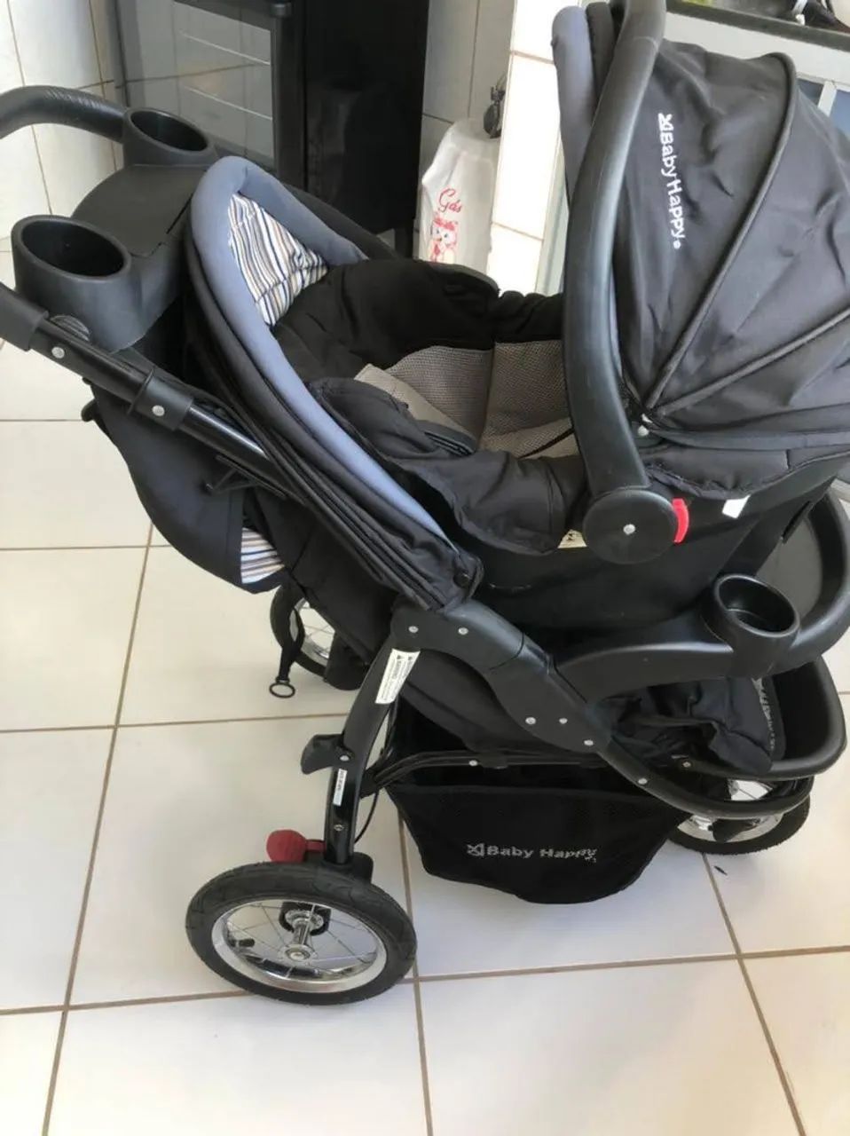 Carrinho de Bebê com Porta Copos - Foto 4