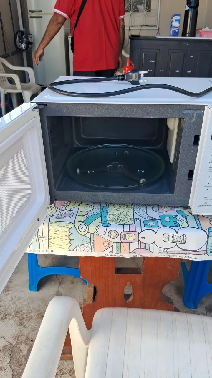 Micro-ondas em perfeito estado!