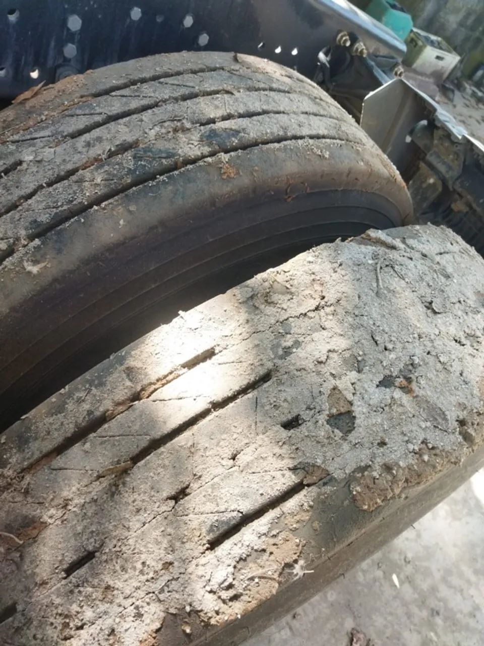 MB Axor 2536 ano 2020 com 315.000 km rodados. - Foto 8