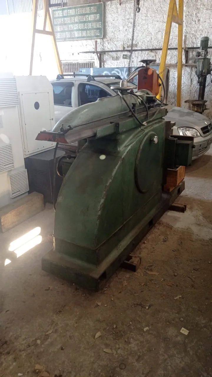 Plaina Limadora Zocca 650 mm com morsa Usada - Foto 4