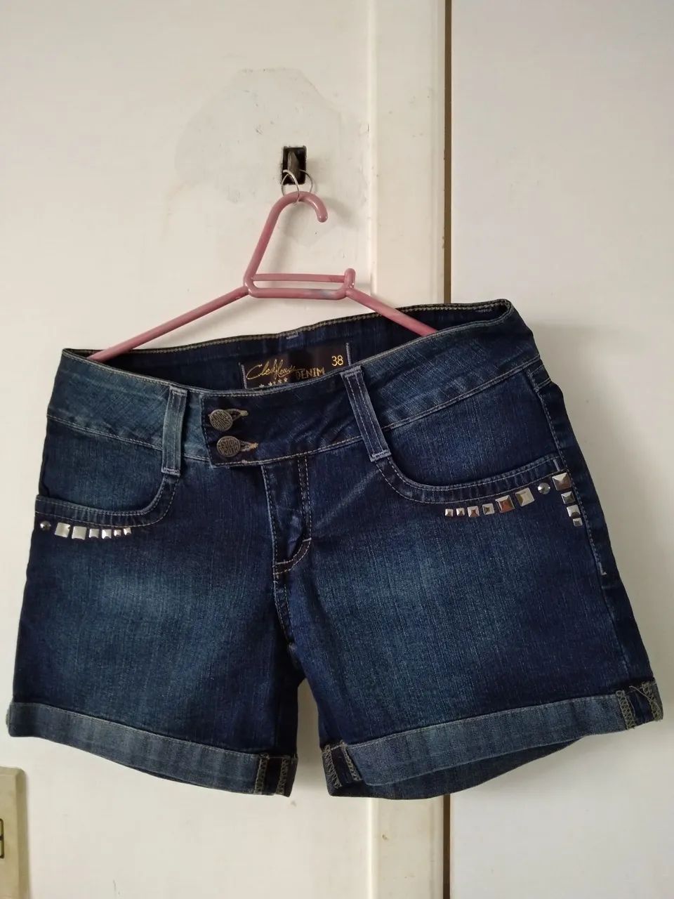 Shorts Jeans com Detalhes