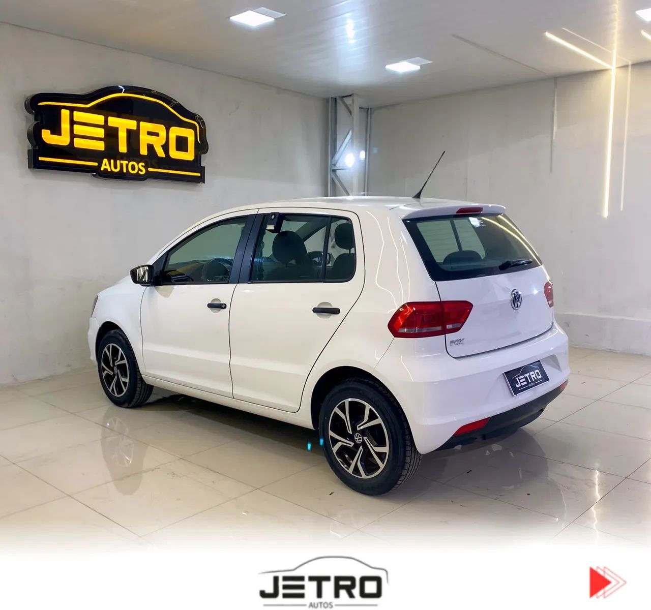 Volkswagen Fox Trendline 1.0 Flex 12V 5P 2016 - Foto 8