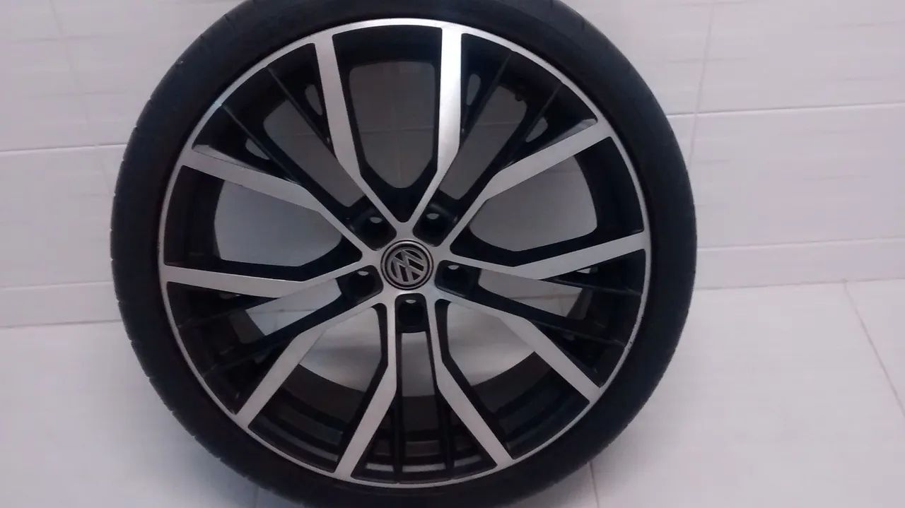 JOGO DE RODAS ARO 20 GTI E JETTA