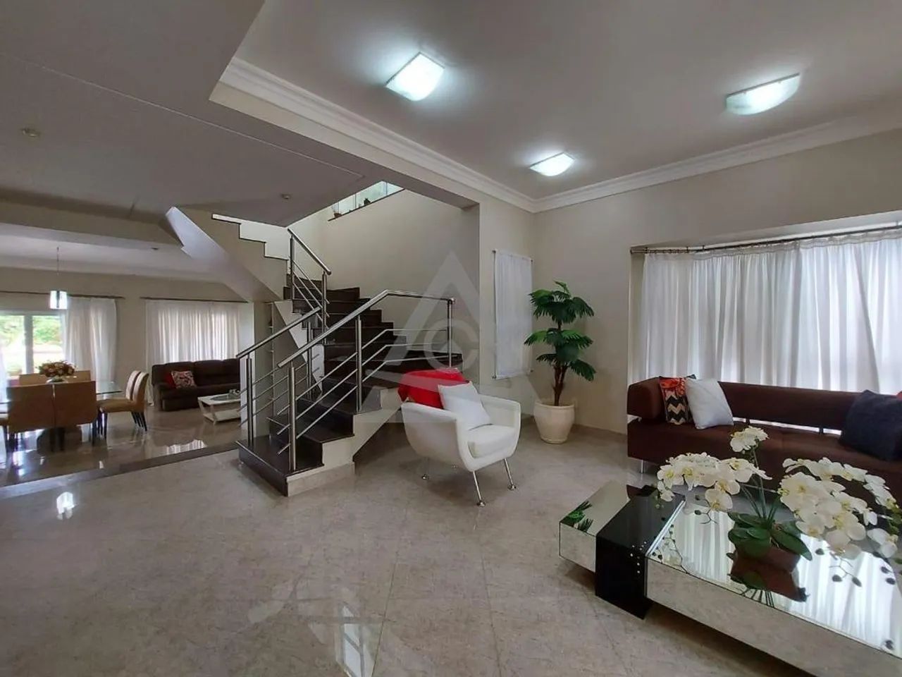 Casa para alugar em Campinas, Loteamento Alphaville Campinas, com 4 quartos, com 322 m² - Foto 2