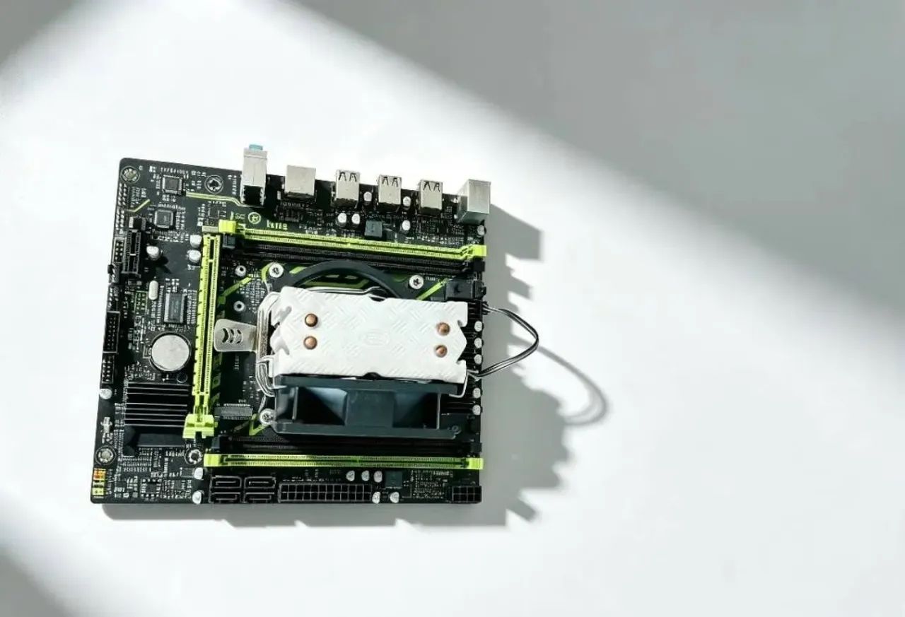 Kit placa mãe xeon x99 p4+ E5 2630v4+ cooler processador e suporte  - Foto 3