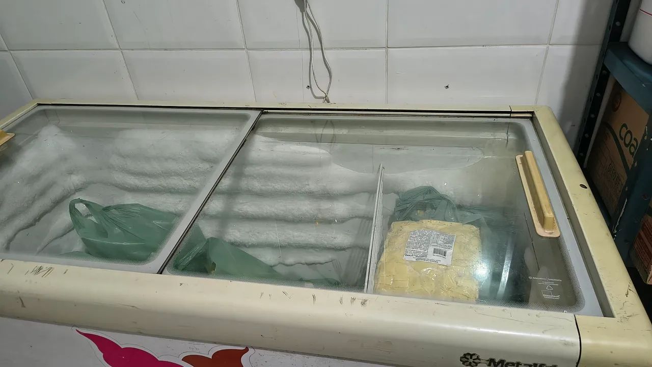 Freezer horizontal 400L