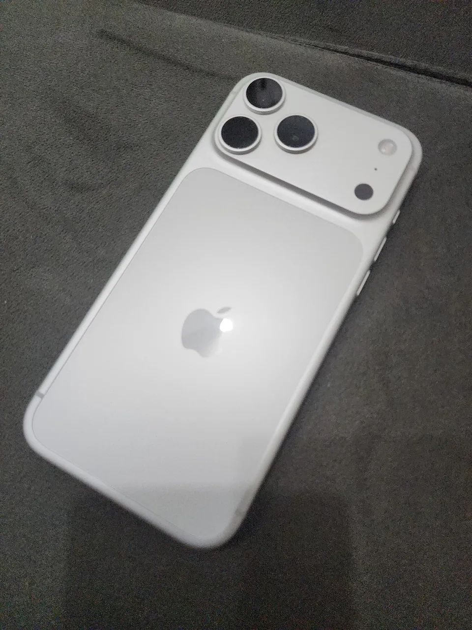 Vendo IPhone 17 pro max  - Foto 4
