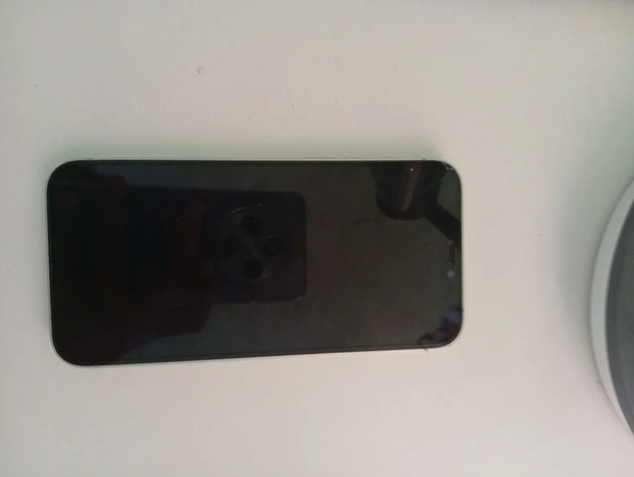 iPhone 12 (vai com a capa e película) - Foto 2