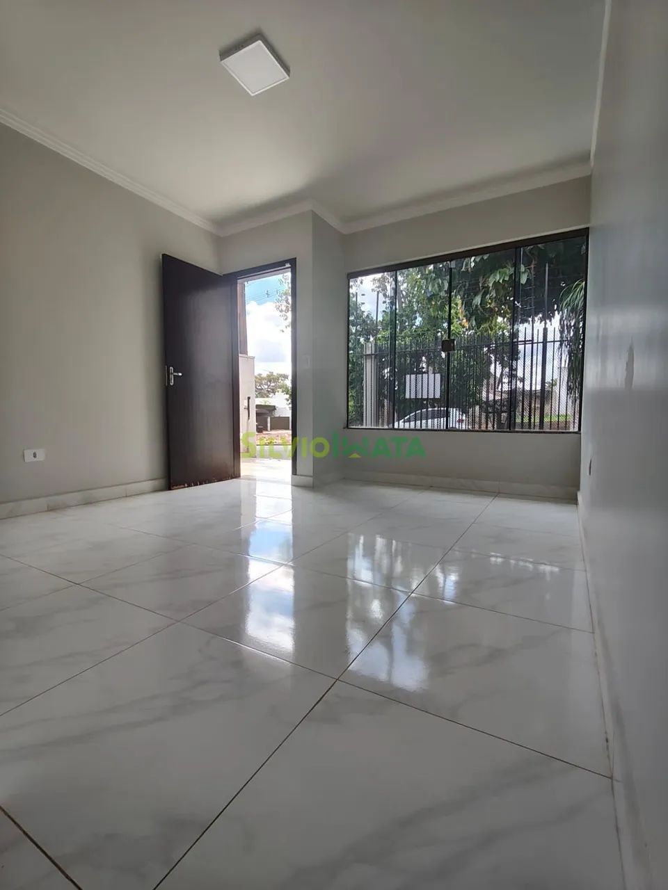 Casa à Venda em Marialva | 3 Quartos | Próxima ao Centro - Foto 4