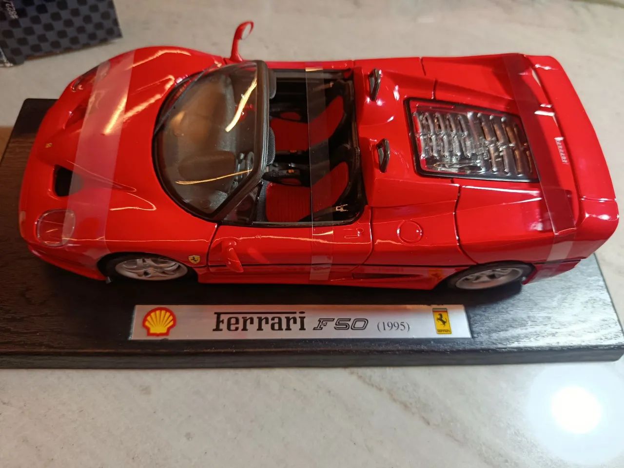 Maisto Ferrari F50 Shell Collection 1:18 Na caixa - Foto 2