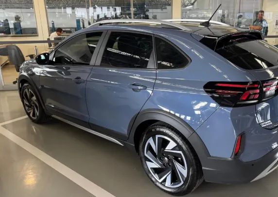 Volkswagen Nivus Nivus Highline 1.0 200 TSI Flex Aut. 2026