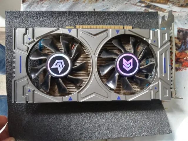 GTX 750 TI 2GB