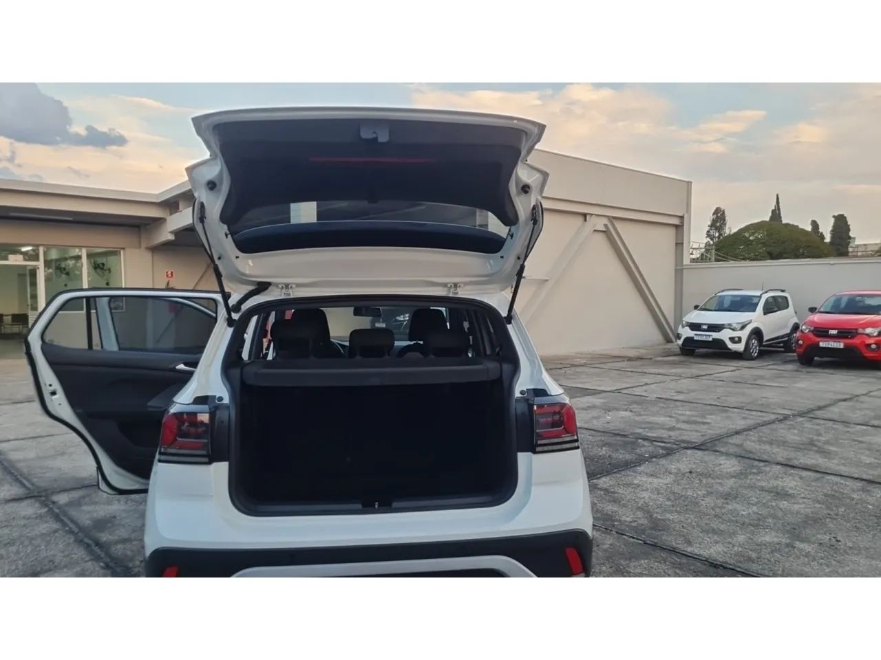 Volkswagen T-Cross 1.0 TSI Flex 12V 5P Aut., foto 14 de 17