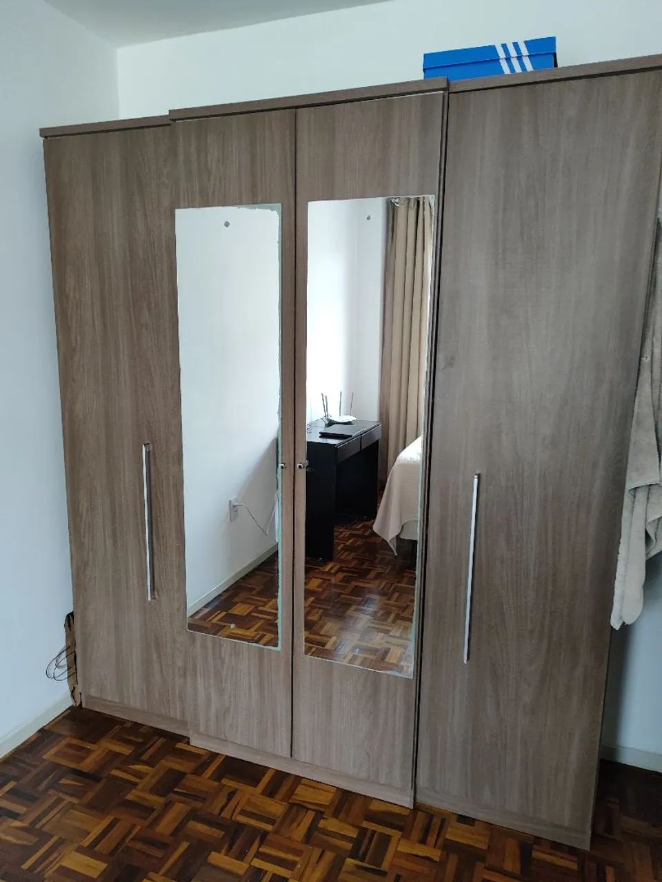 Guarda-Roupa Grande e Espaçoso em Ótimo Estado - Foto 4