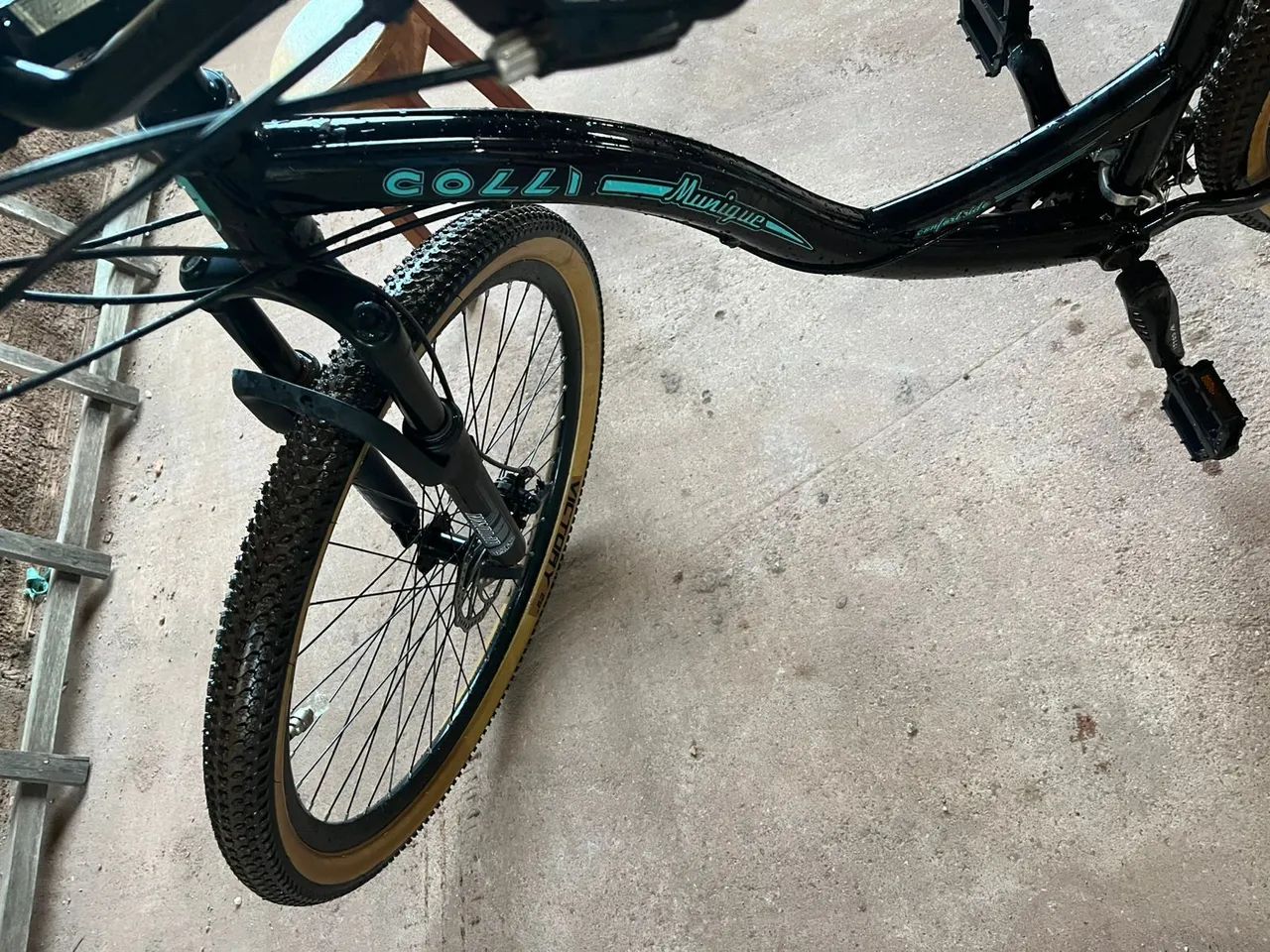 Bicicleta aro 29 semi nova  - Foto 2