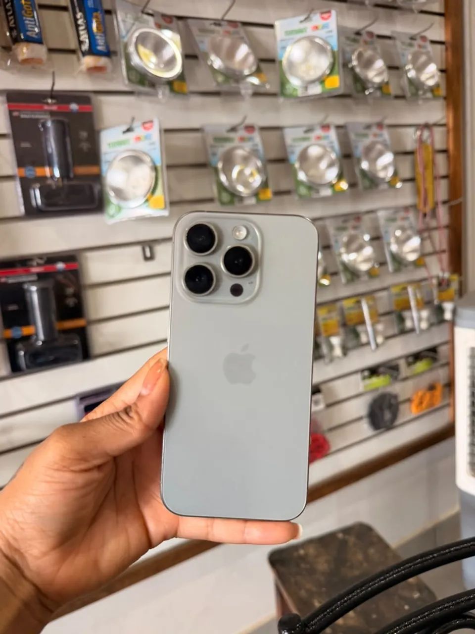 iPhone 15 Pro - Foto 5