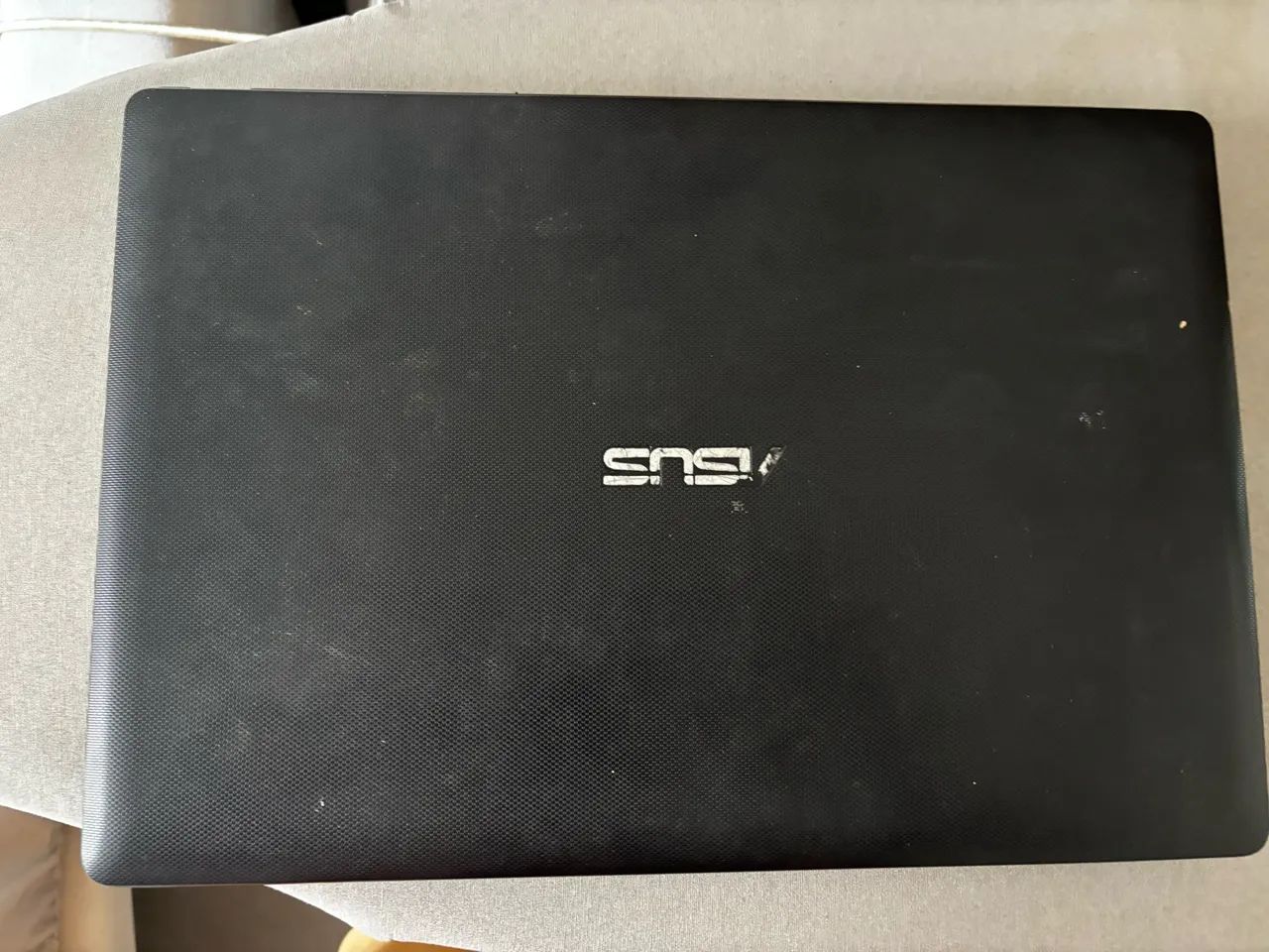 Notebook ASUS X451C - Intel Celeron / 4GB RAM 