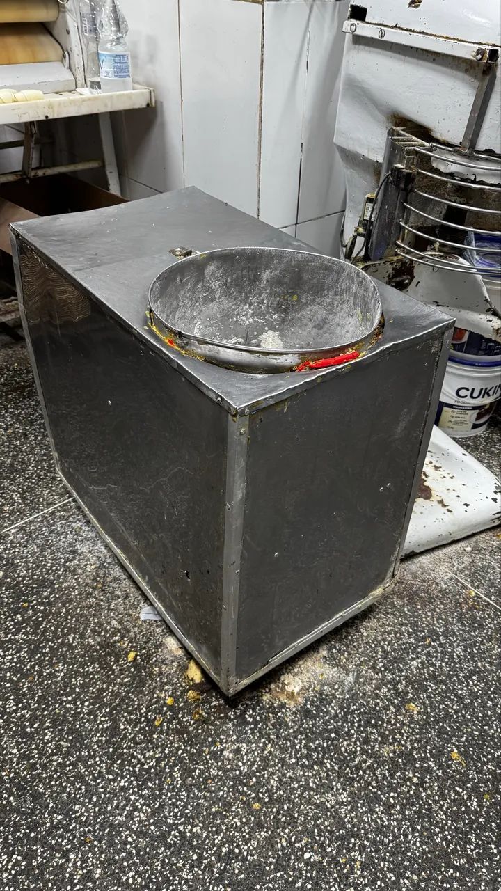 Masseira caixote 20kg de capacidade 