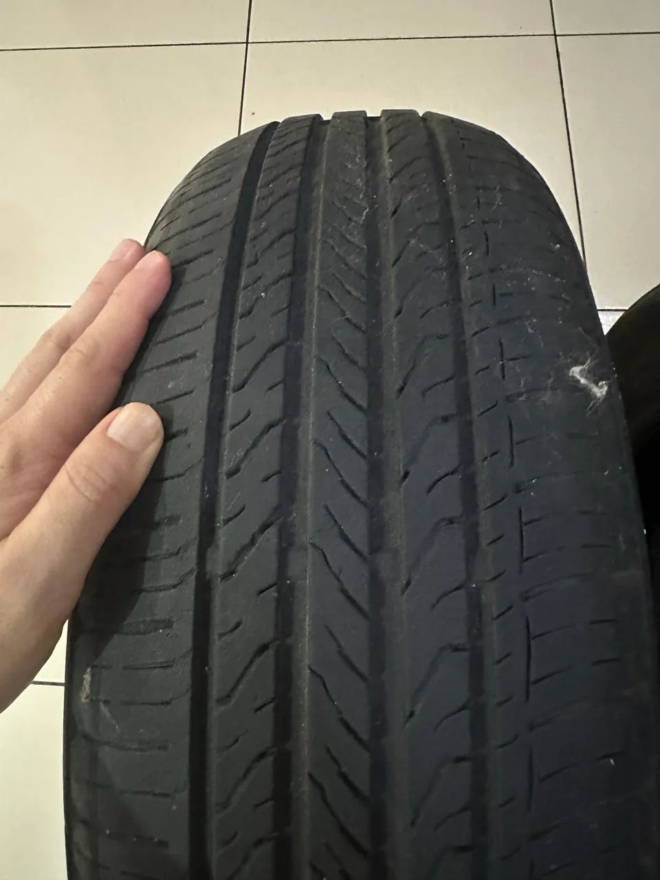 2 pneus aro 15  - Foto 3