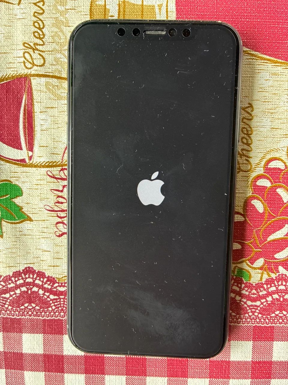 iPhone XR 128gb usado com caixa carregador e capa - Foto 3