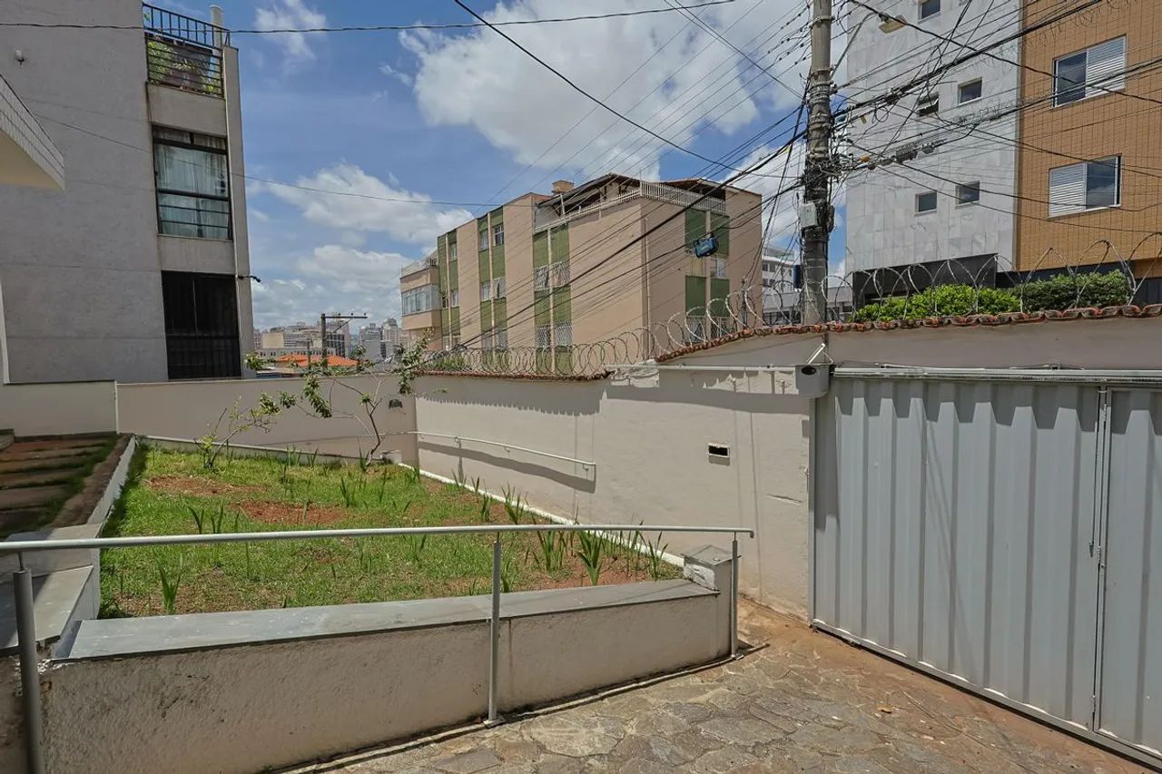 Casa à Venda - Colégio Batista, 4 Quartos, 200 m2 - Foto 3