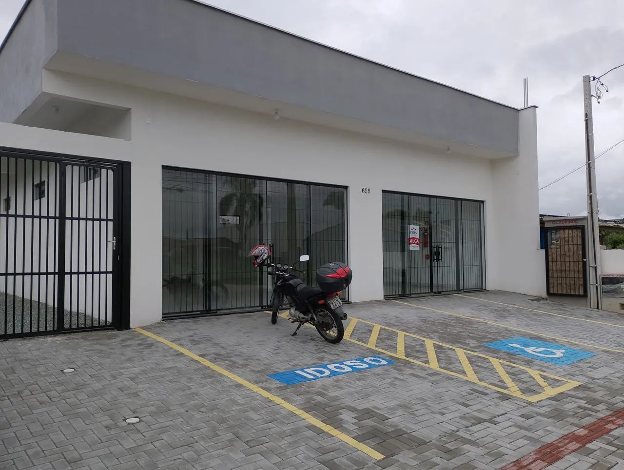 Sala comercial em Araquari-SC, 120m² com rede trifásica  - Foto 2