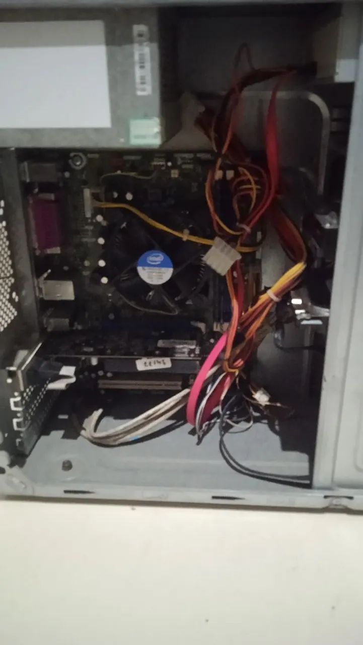 Pc, i3 de terceira geração, placa de vídeo r5 220, 8gb de ram - Foto 2