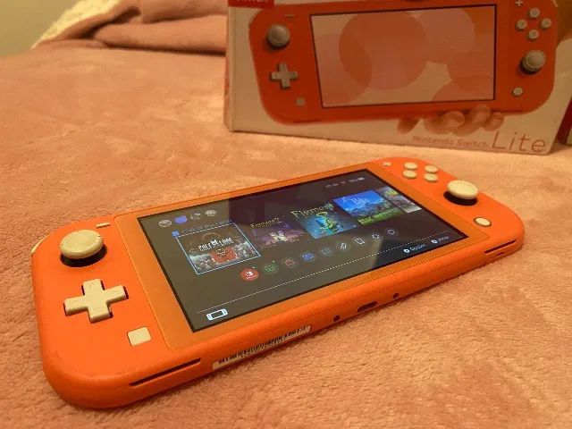 Nintendo Switch Lite Coral + Joycom + Capa (Seminovo em ótimo estado) - Foto 4