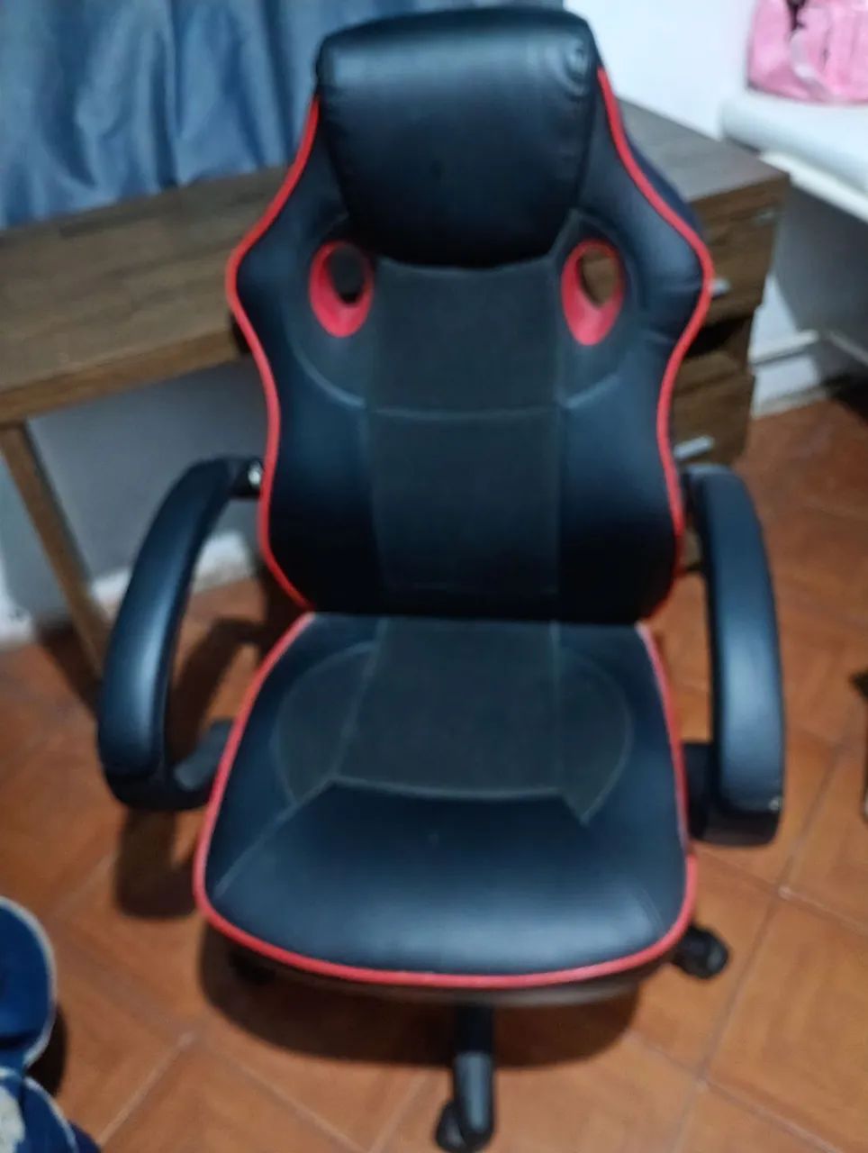Cadeira e mesa escritório 