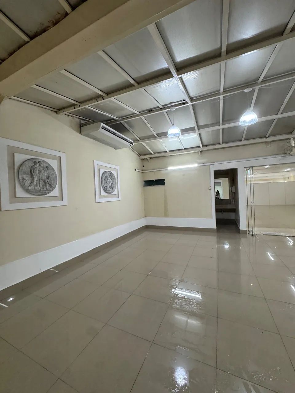 Casa para alugar ou comprar com 300m² e 3 vagas - Foto 5