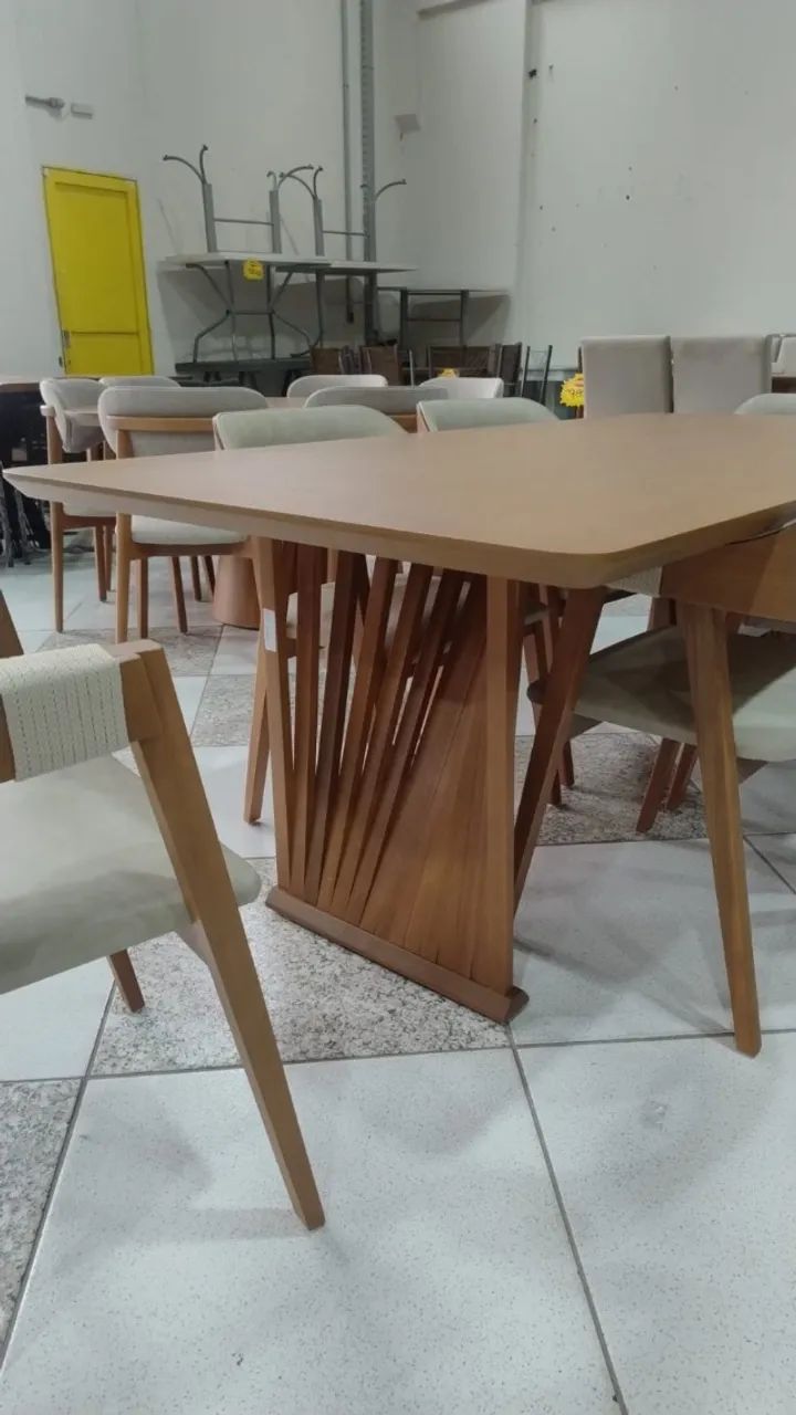 MESA RETANGULAR COM 6 CADEIRAS NOVA - Foto 2