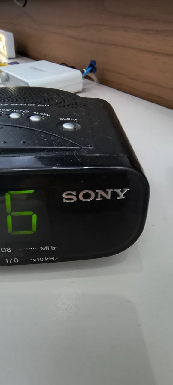 Rádio relógio vintage Sony  - Foto 5