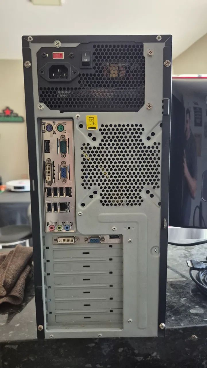 Vendo computador (cpu + monitor) - Foto 3