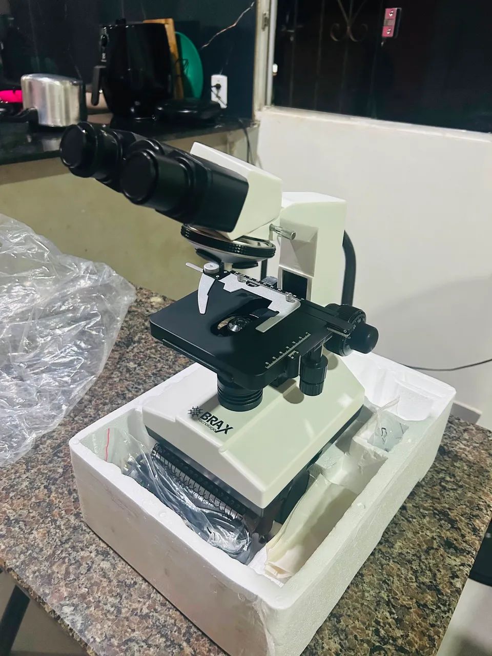 Microscópio  - Foto 5