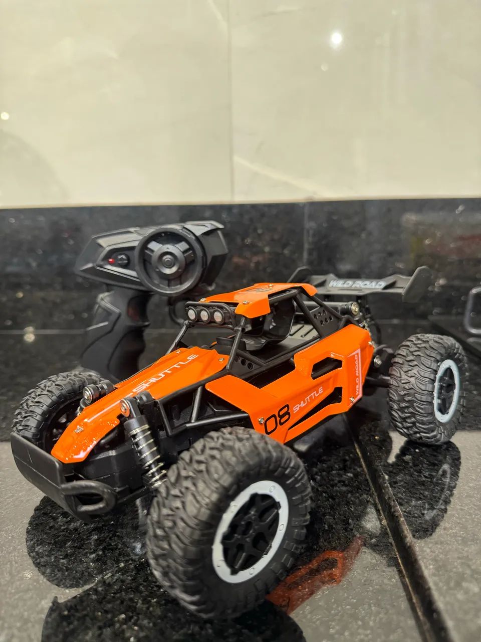 Carrinho Off-Road de controle remoto - Foto 3