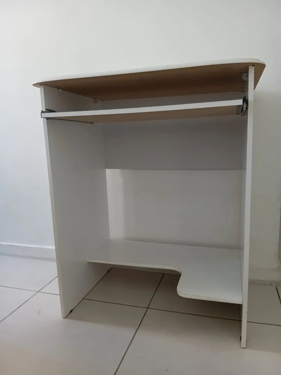 Vendo escrivaninha de computador