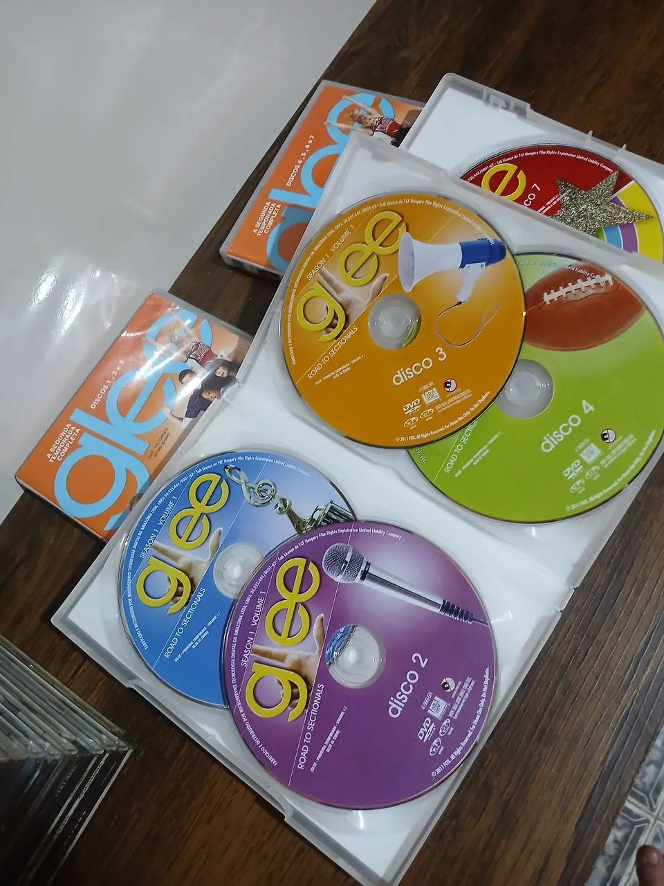 Box  DVD série GLEE - Foto 4