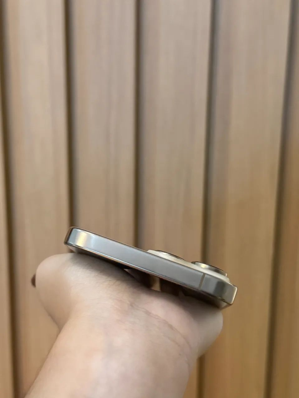 iPhone 16 pro Max dourado  - Foto 4