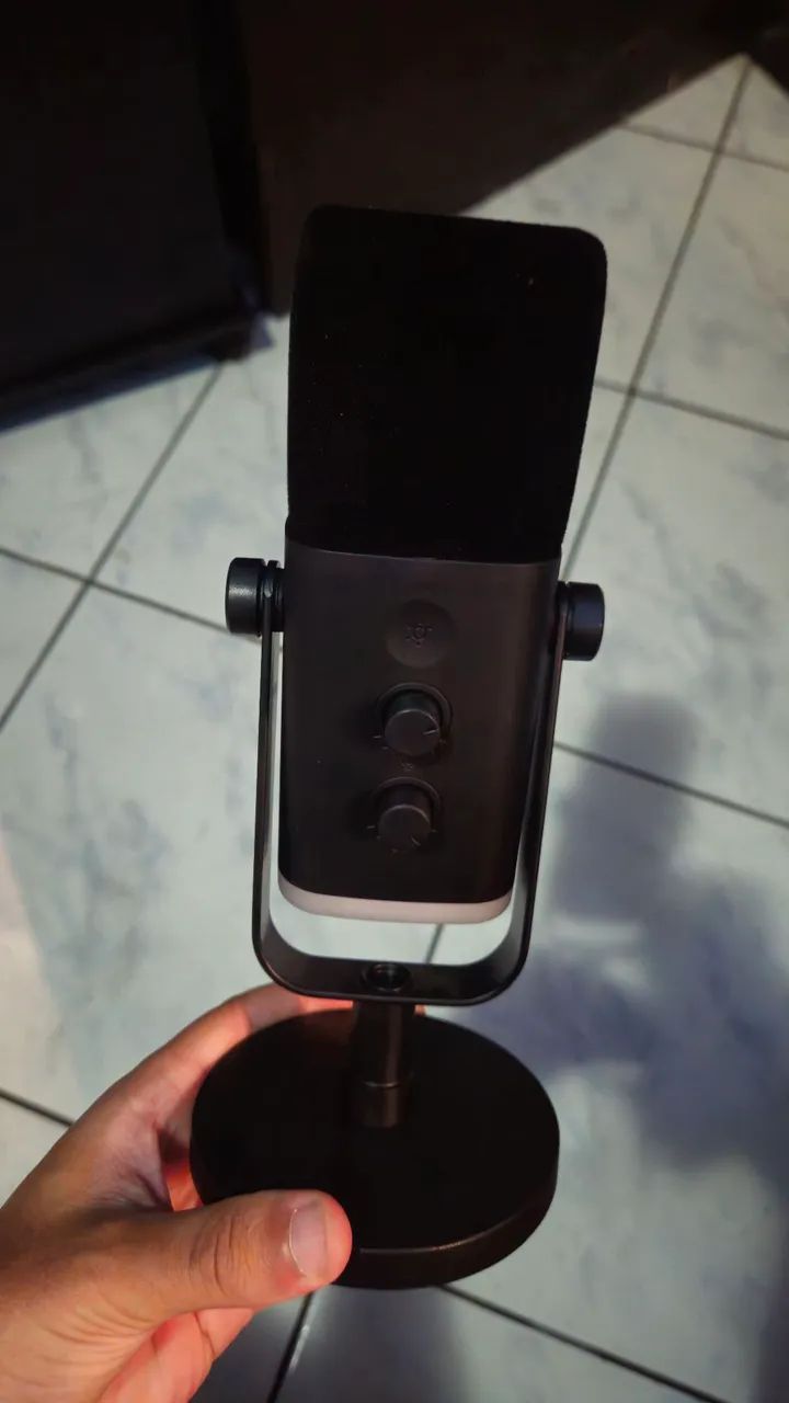 Microfone Fifine Am8 + Suporte de mesa - Parcelo no cartão  - Foto 5
