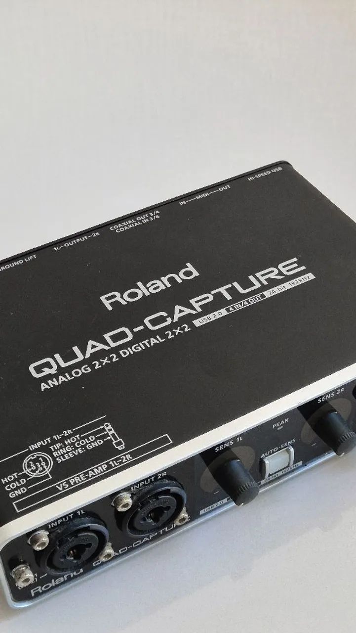 Roland USB オーディオインターフェースQUAD-CAPTURE Roland - QUAD-CAPTURE | Interface de Áudio USB 2.0
