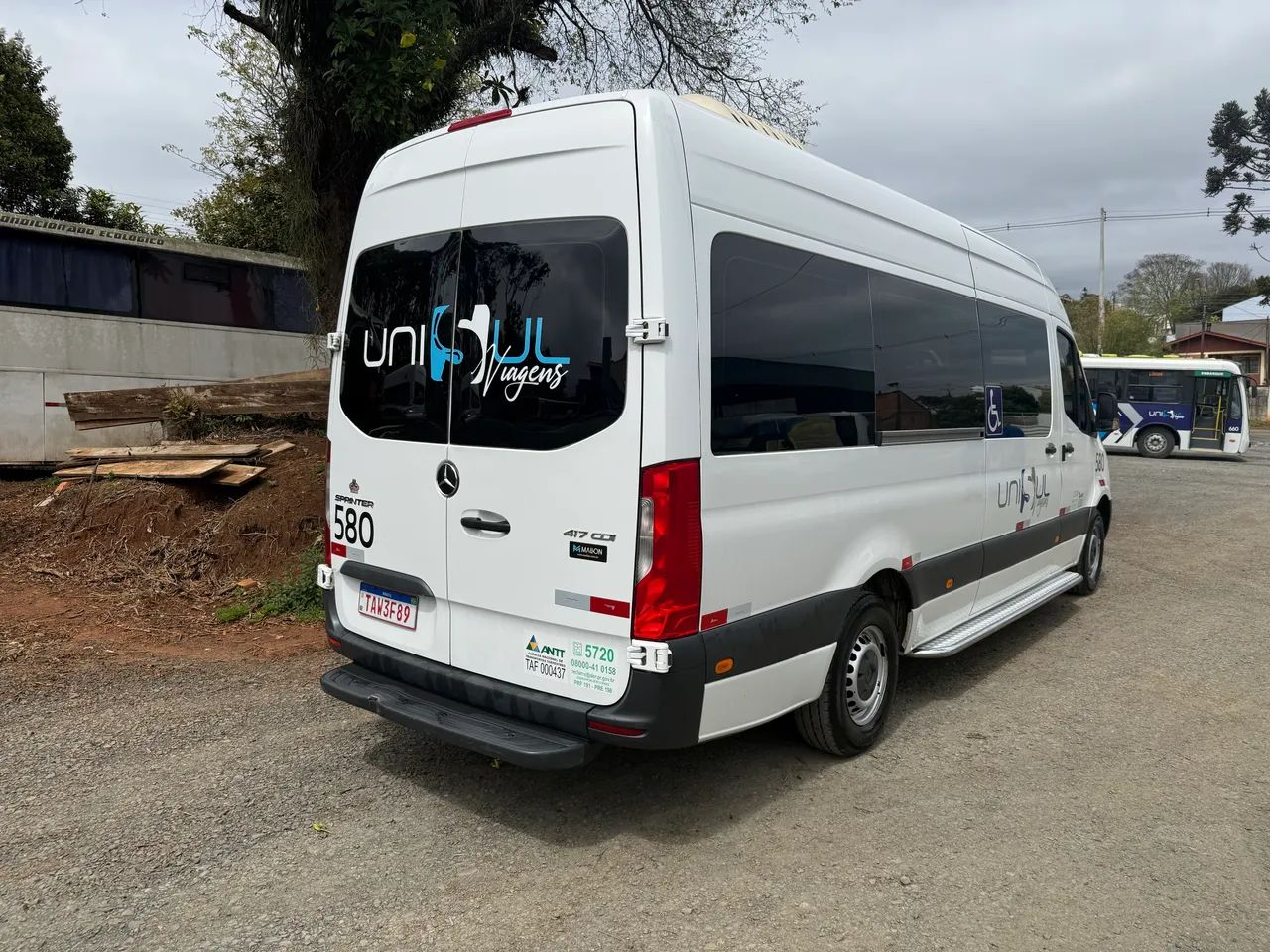 Vende-se vans e ônibus usados  - Foto 3