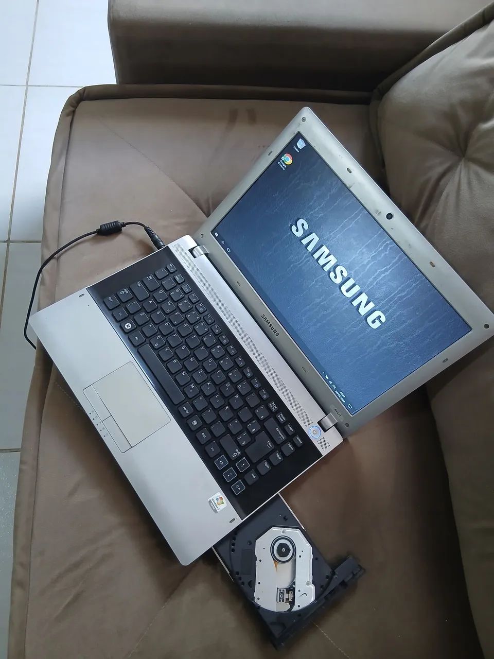 Notebook  - Foto 2