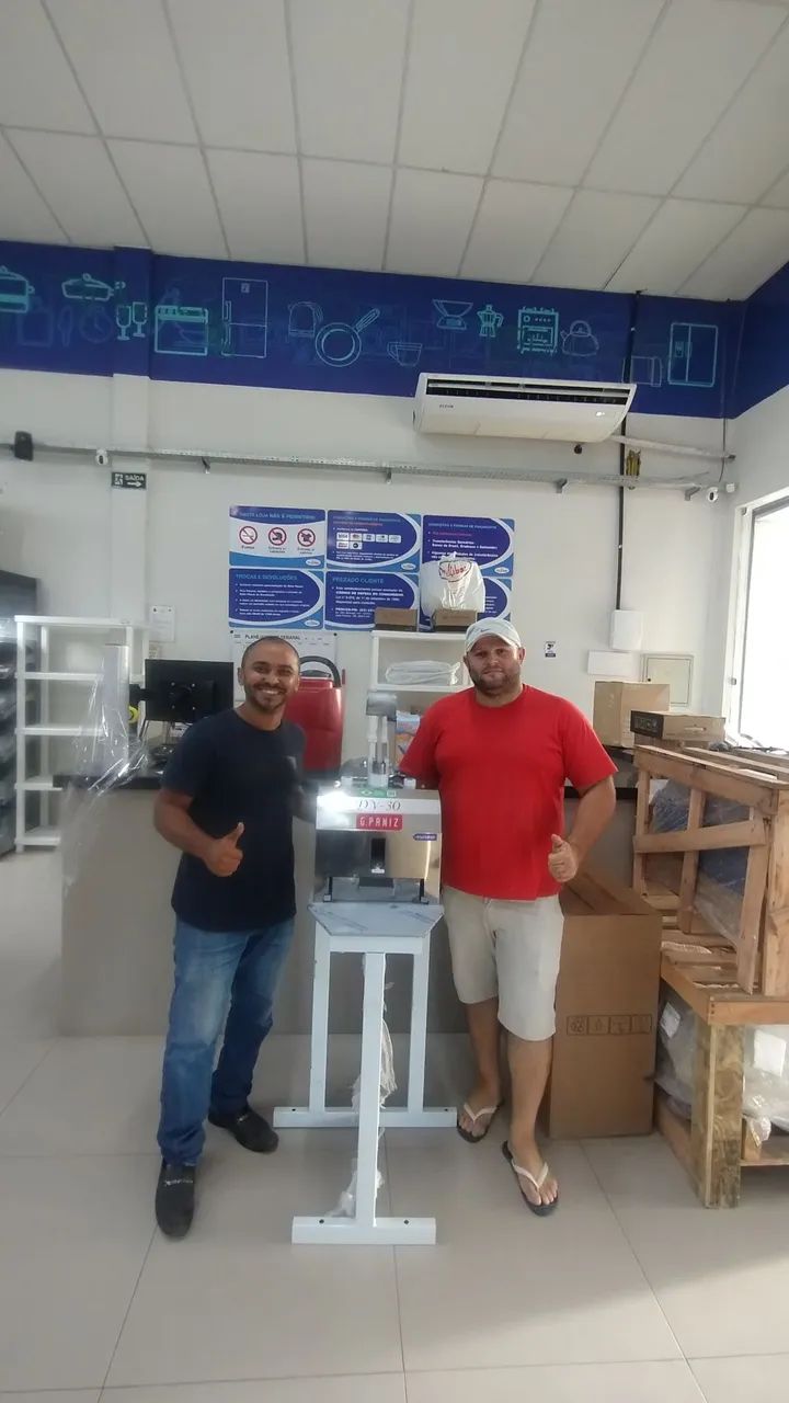 DIVISORA DE PÃO PEDESTAL 30 UNIDS G.PANIZ 