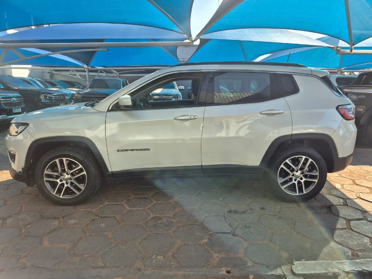 Jeep Compass Sport 2.0 4X2 Flex 16V Aut. 2021 - Foto 4