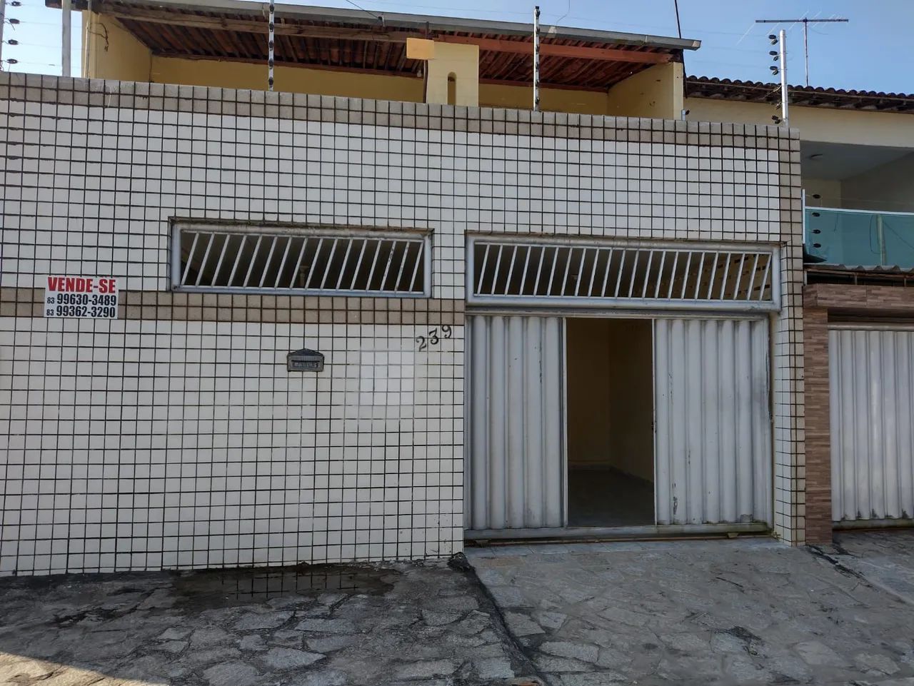 Vende-se contato: *18