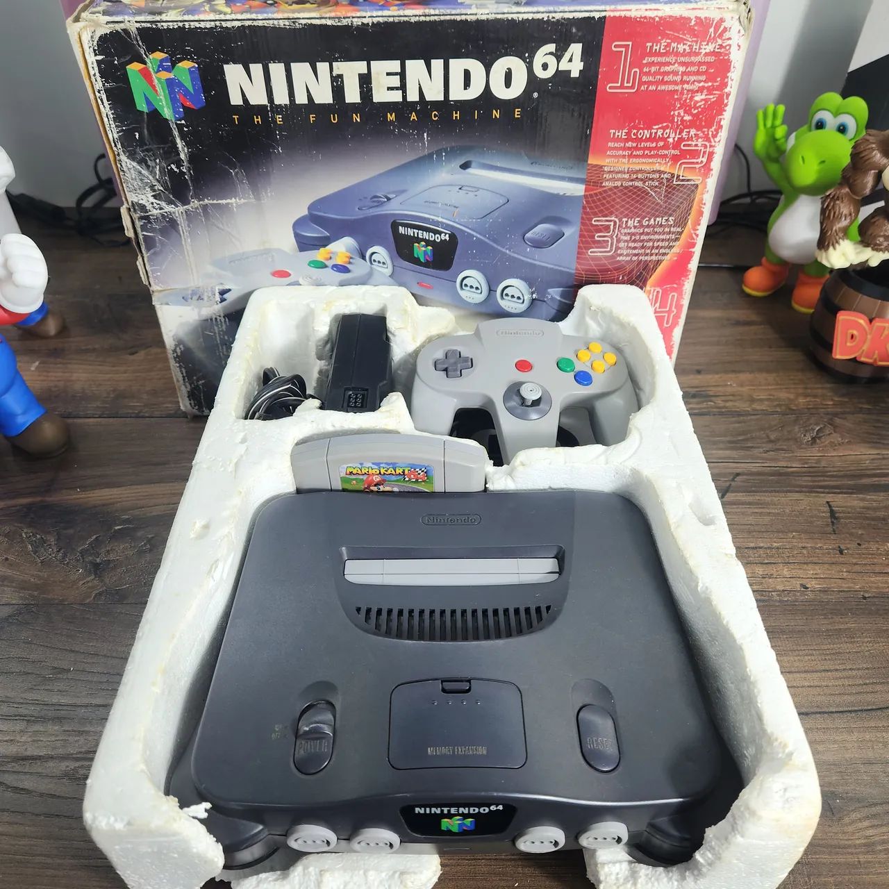 Nintendo 64 original com jogo Mario kart 