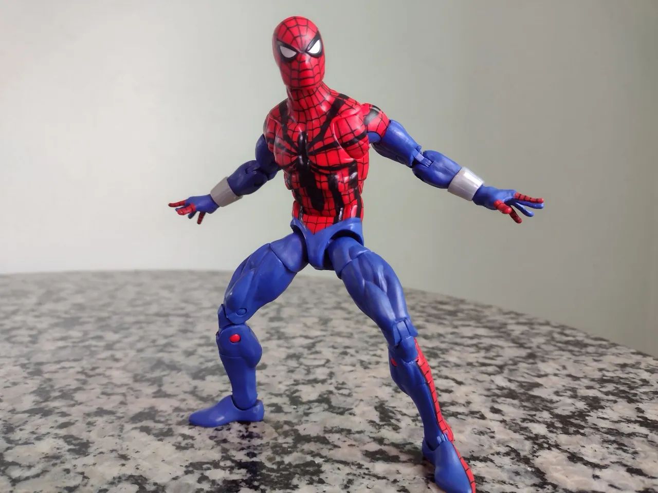 Marvel Legends Ben Reilly Spider-Man Retro Hasbro - Foto 4